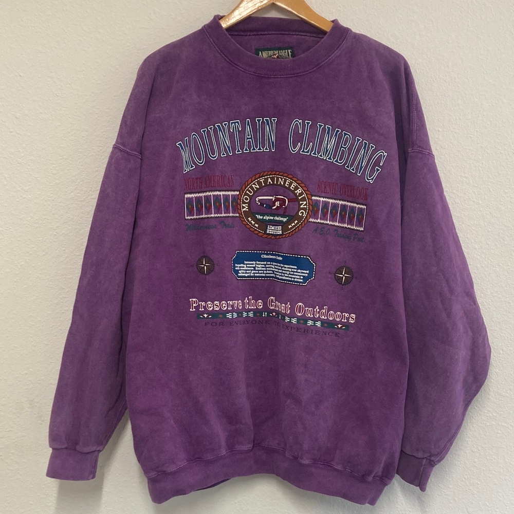 Vintage American Eagle Brand- Mountain Climbing crew neck. XL